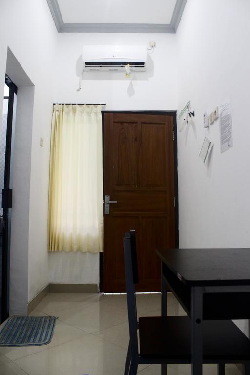 The Greenhouse Hotel Yogyakarta Exterior photo