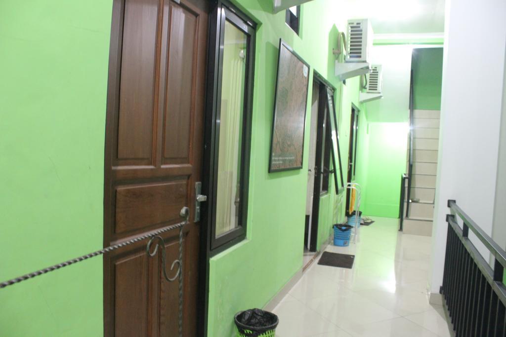 The Greenhouse Hotel Yogyakarta Exterior photo